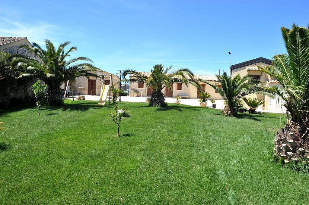 Villa Oasi Di Cava Ispica Pietre Nere San Zagaria Exterior foto